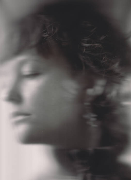 Julia Häller (Chewlie) is a producer, visual artist, and DJ working in Bern, Switzerland.